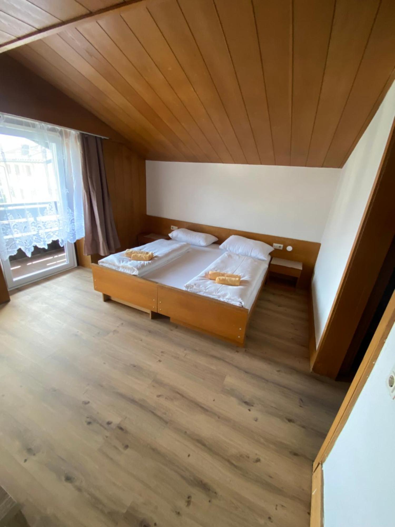 ホテル Marina Alpen Haus ツェル アム ゼー エクステリア 写真