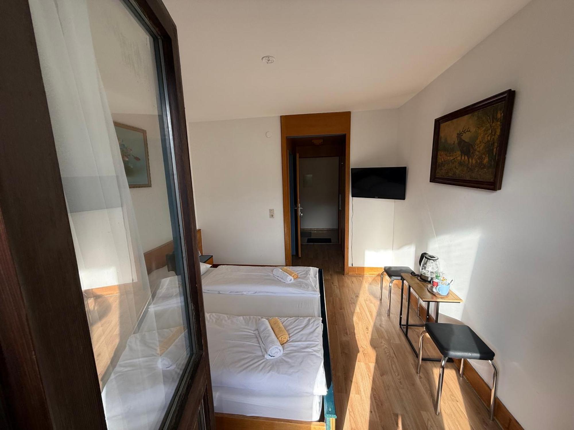 ホテル Marina Alpen Haus ツェル アム ゼー エクステリア 写真