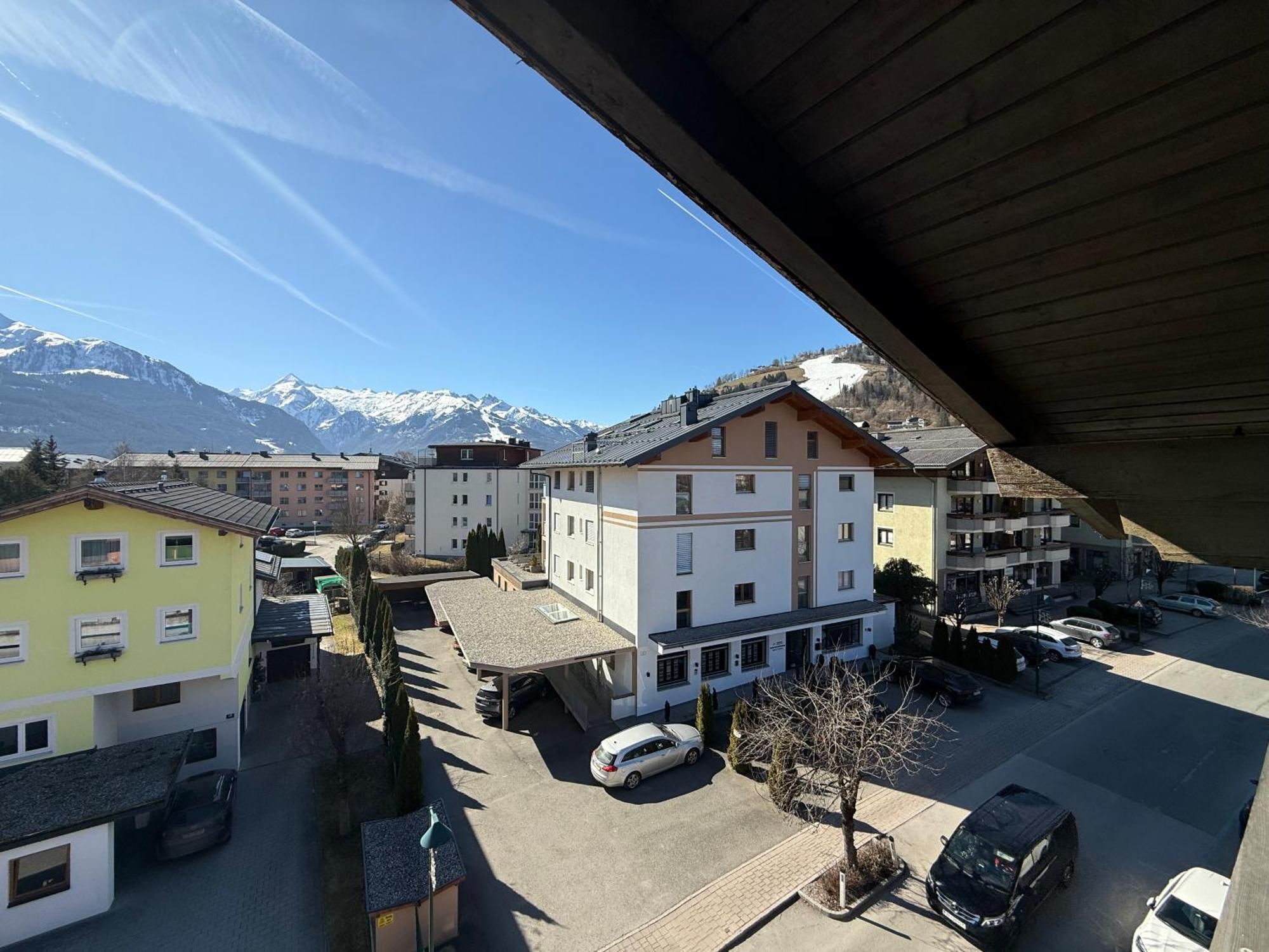 ホテル Marina Alpen Haus ツェル アム ゼー エクステリア 写真