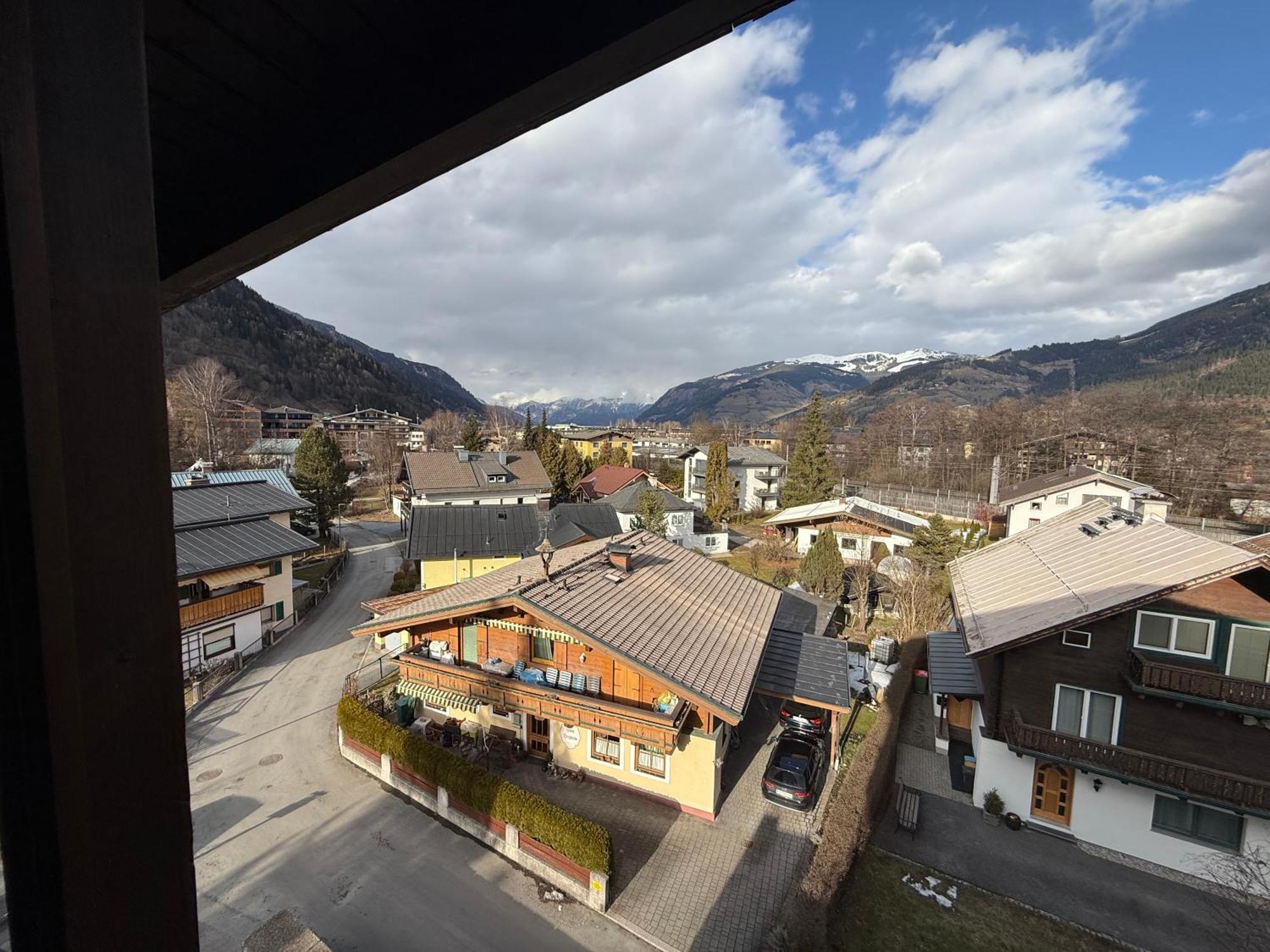 ホテル Marina Alpen Haus ツェル アム ゼー エクステリア 写真
